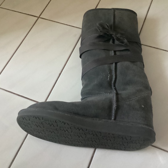 EMU Ribbon Wrap Gray Suede Wool lined tall boots Size: W7 - Picture 3 of 10